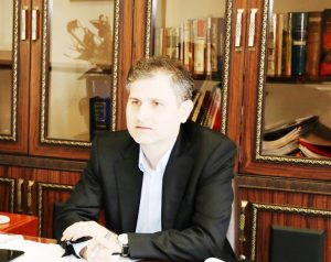 مهندس علی دقیق خبر داد؛ احداث ۴۸ پروژه آموزشی به همت بنیاد برکت در استان