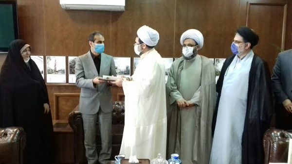 اوقاف همراه و در خدمت توسعه شهر رشت است.