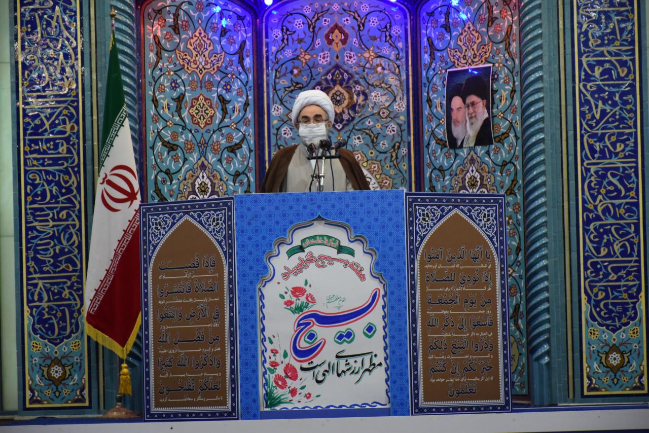 بسیج یعنی پیشرو بودن در همه عرصه های زندگی/ امروزه تمام قدرت های سلطه گر جهانی در برابر ملت ایران زانو زده و ذلیل شده اند/ بیشترین رعایت شیوه نامه های بهداشتی توسط نمازگزاران و مردم مومن انجام می شود/ مساجد برای پاسخگویی به پرسش های دینی مردم باز باشد