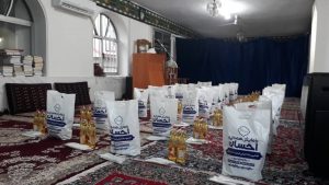 توزیع بسته‌های حمایتی در سنگر