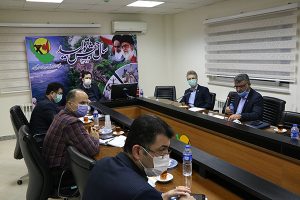 خدمت رسان مردم هستیم