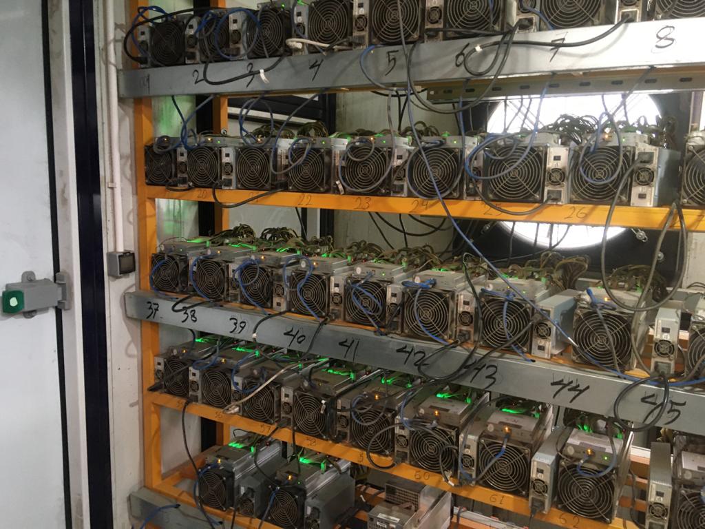 کشف و شناسایی مراکز غیر قانونی استخراج رمز ارز در استان گیلان