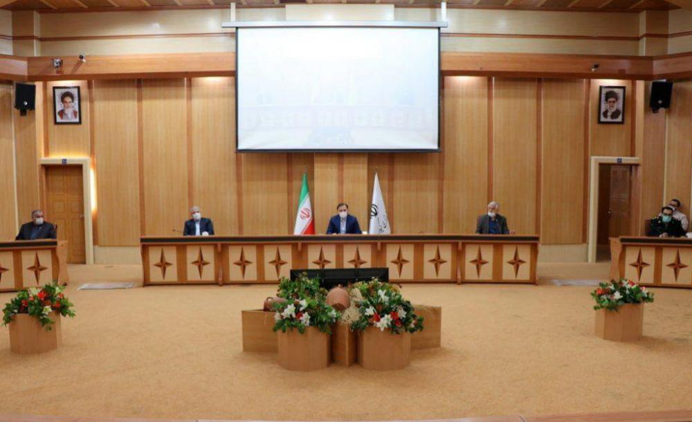 لزوم آگاهی‌افزایی عمومی برای جلب همراهی مردم در مبارزه با قاچاق / تشدید نظارت‌ها، اطمینان‌خاطر در جامعه ایجاد می‌کند / اجرای طرح کنترل اصالت کالاهای سلامت‌محور، گامی در حفظ سلامت مردم