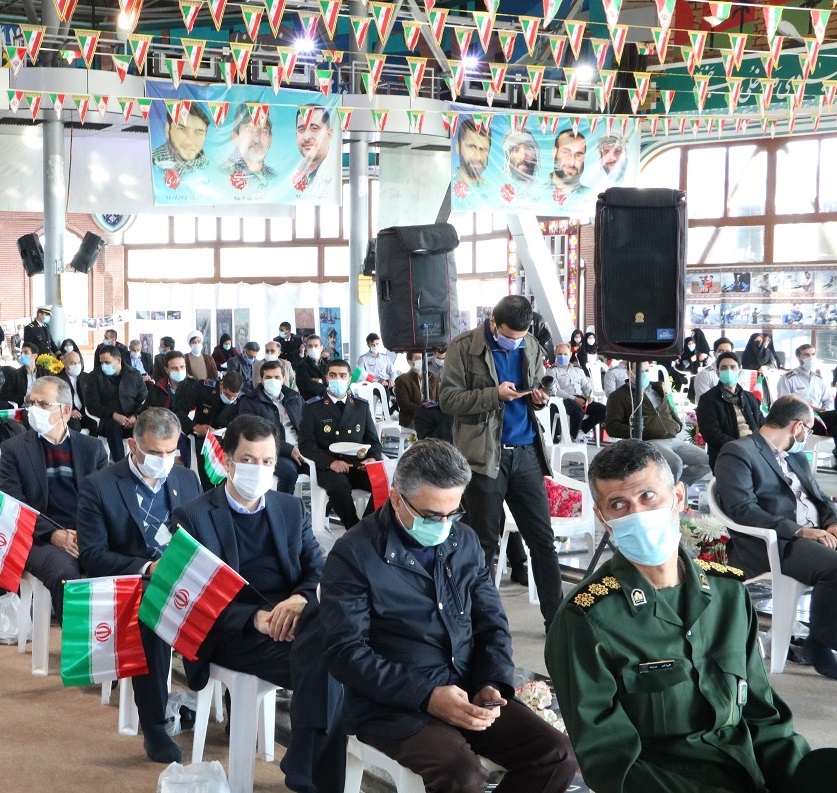 حضور مدیر عامل و جمعی از مدیران شرکت توزیع نیروی برق استان گیلان در گلزار شهدای شهرستان رشت