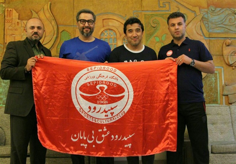 مهرداد میناوند بازیکن پیشین تیم ملی و مربی اسبق باشگاه سپیدرود به دلیل ابتلا به کرونا درگذشت.