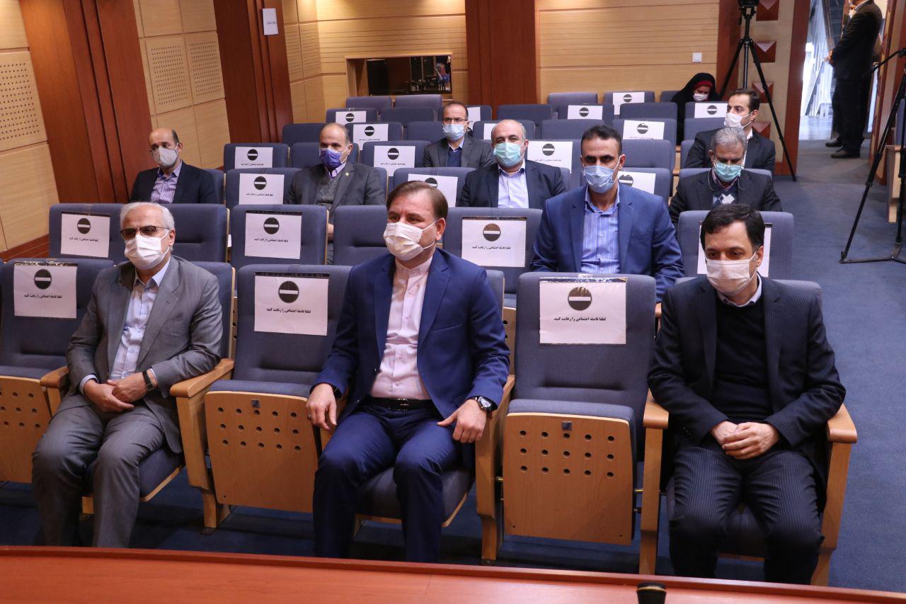 بهره‌برداری از فاز نخست تبدیل هزار کیلومتر شبکه سیمی به کابل خودنگهدار برق با حضور استاندار گیلان