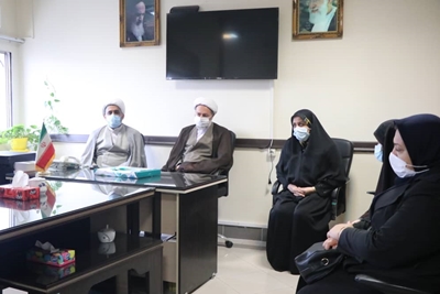 نشست معاون نهاد نمایندگی مقام معظم رهبری در دانشگاه های کشور، با مترون های بیمارستان های شهرستان رشت