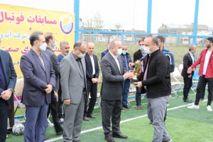 قهرمانی تیم شهید عباسپور در مسابقات فوتبال کارکنان شرکت آب و فاضلاب گیلان