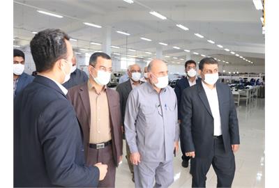 باید با جدیت بیشتر برای احیای صنعت به ویژه نساجی در استان تلاش کرد