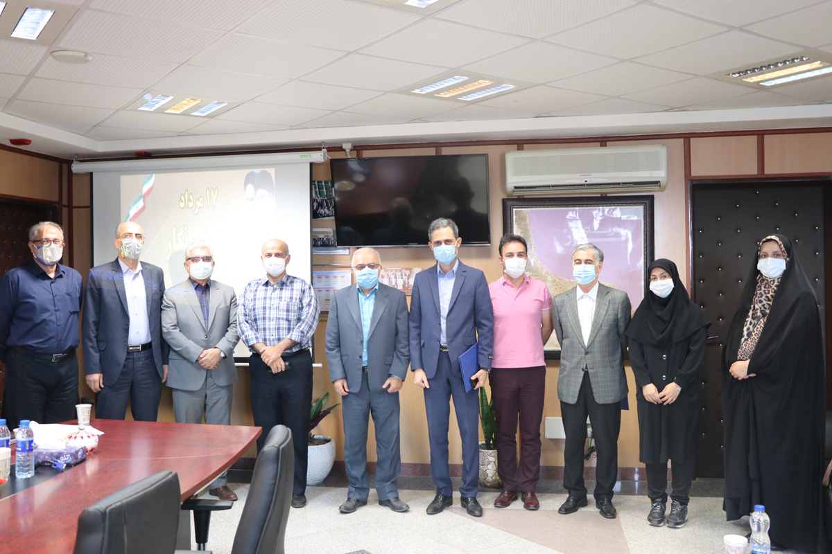 نقش خبرنگاران در زمینه اطلاع رسانی و فرهنگ سازی مصرف بی بدیل است