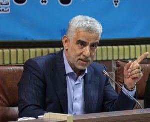 استاندار در نشست با اصناف گیلان تاکید کرد:  دولت با مردمی‌کردن اقتصاد، راهبرد مقابله با فساد را دنبال می‌کند