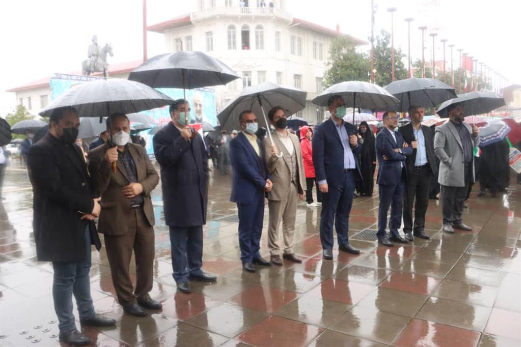 حضور اعضای شورا و شهردار رشت در مراسم یوم الله ۱۳ آبان