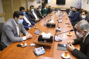 نماینده شهرستان های لاهیجان و سیاهکل در مجلس شورای اسلامی با حضور در شهرداری با شهردار لاهیجان دیدار کرد