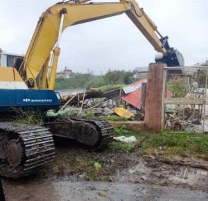 تخریب دو واحد اعیانی احداثی و آزادسازی حریم رودخانه در لنگرود