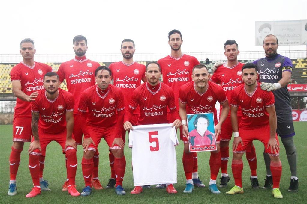 حمایت شهرداری رشت از تیم ریشهدار سپیدرود