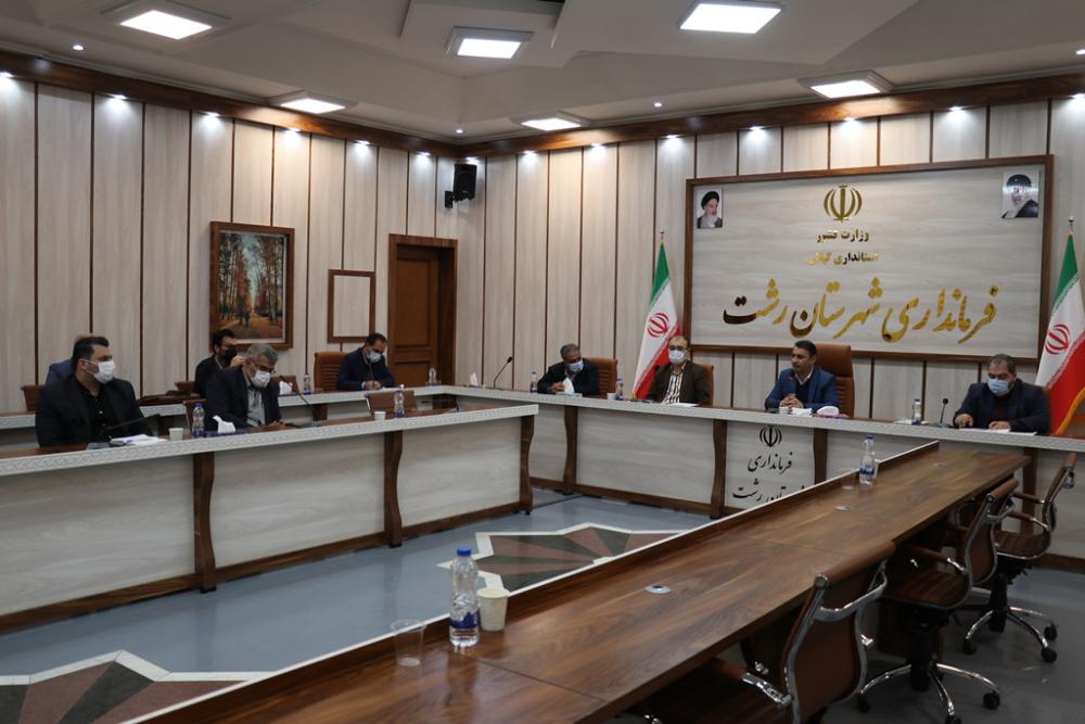 حدود ۱۳ درصد از جمعیت شهرستان رشت واکسینه نشدهاند / اختصاص ۲ اتوبوس سیار برای تزریق واکسن