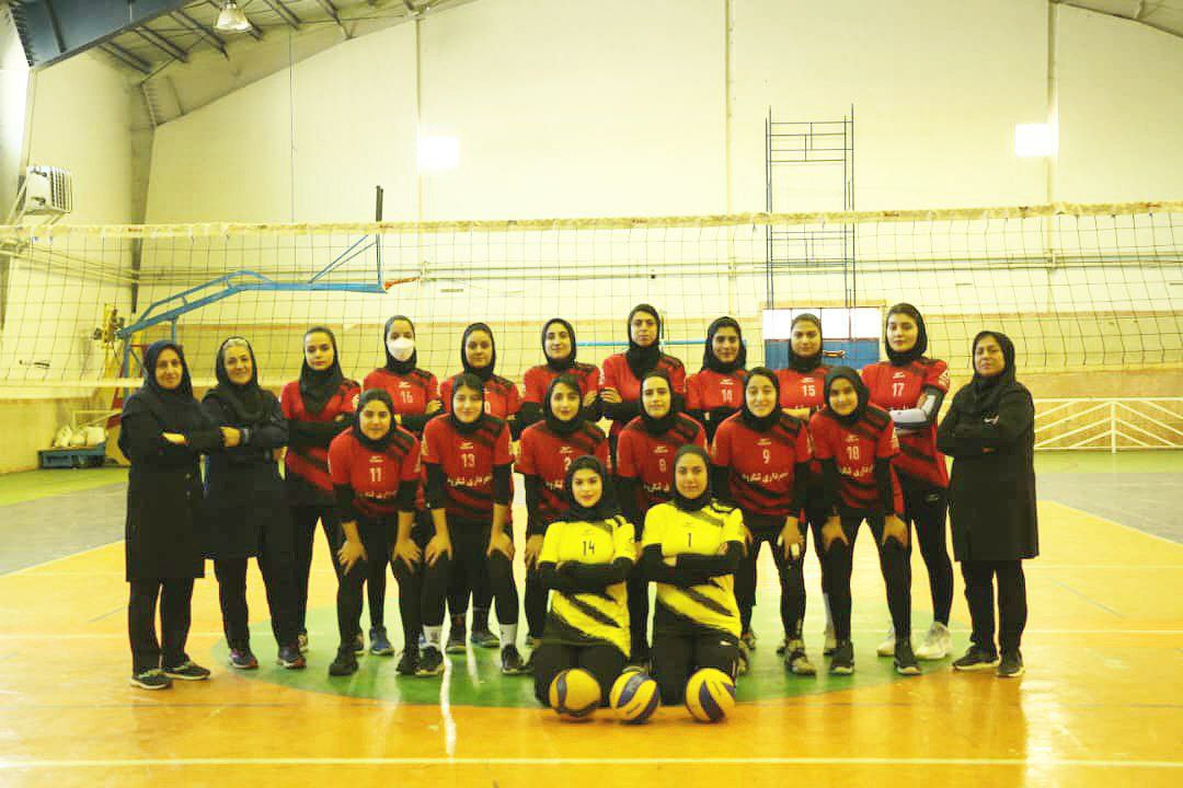 پیروزی قاطع شهرداری لنگرود در هفته اول لیگ والیبال گیلان