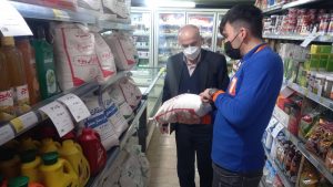 در بازدید سرزده مدیرکل صمت گیلان از مراکز فروشگاهی شهرستان