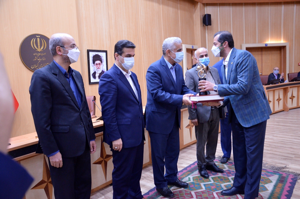 مراسم تجلیل از صادرکنندگان نمونه گیلان با حضور استاندار
