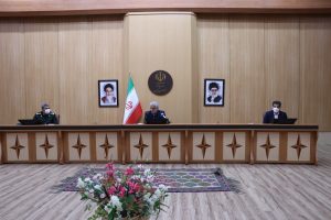 استاندار در نشست با هیأت اندیشه‌ورز سازمان بسیج کارگران و جمعی از نخبگان و فرهیختگان عرصه تولید و صنعت گیلان تاکید کرد:  تعالی اقتصادی در مهارت‌افزایی کارگران و تشویق جامعه به خرید کالای ایرانی است