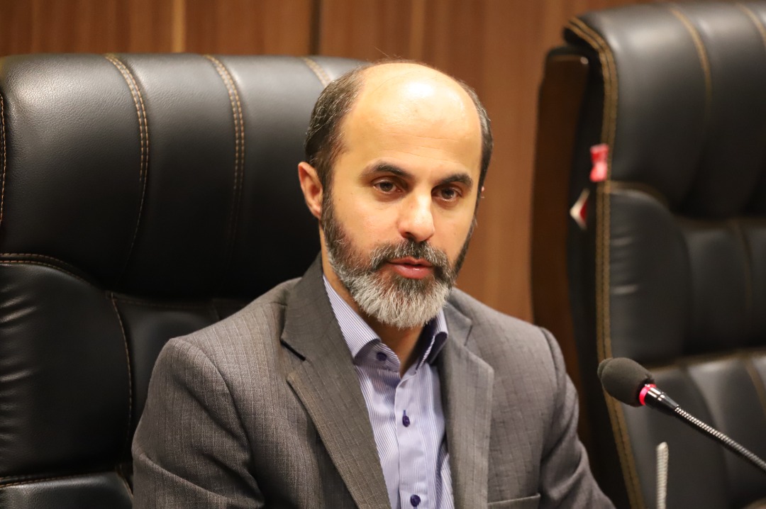 حسینی در جلسه کمیسیون فرهنگی- اجتماعی شورا تأکید کرد: به منظور وحدت رویه متولی <strong>فضاسازی و سیاه پوش کردن شهر در ماه محرم یک سازمان باشد