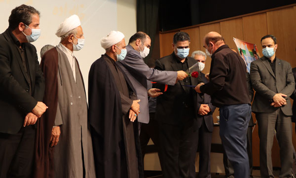 همایش تجلیل از خانواده معظم شهدا و ایثارگر بنیاد مسکن گیلان