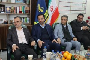 مناسبت روز پاسدار و سالروز ولادت حضرت ابوالفضل (ع) انجام شد: دیدار رئیس و اعضای شورا و شهردار با فرمانده سپاه ناحیه مرکزی رشت