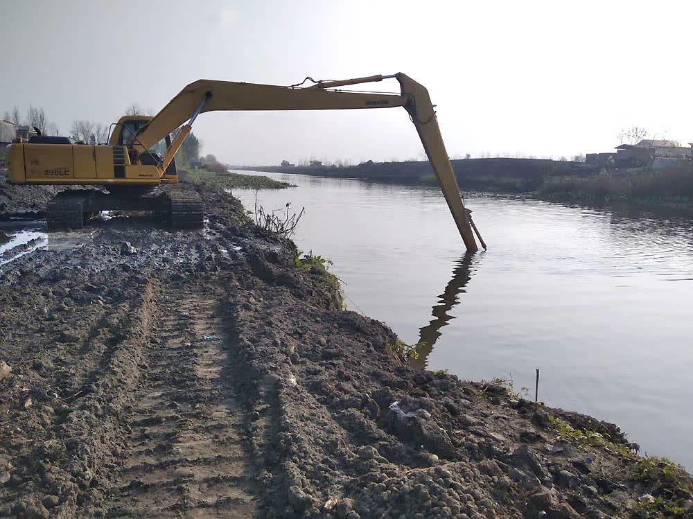 بازدید مدیرکل صمت گیلان از فروشگاه احمدی رشت