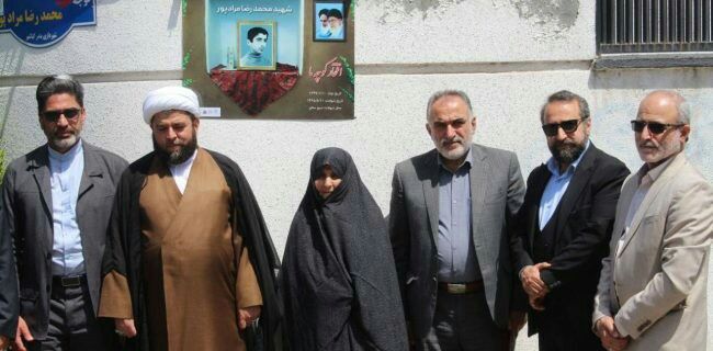 به همت شهرداری بندر کیاشهر صورت گرفت: نصب یادمان افتخار کوچههای بندر کیاشهر