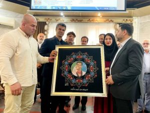 هدیه به اعضاءتیم ملی تکواندو