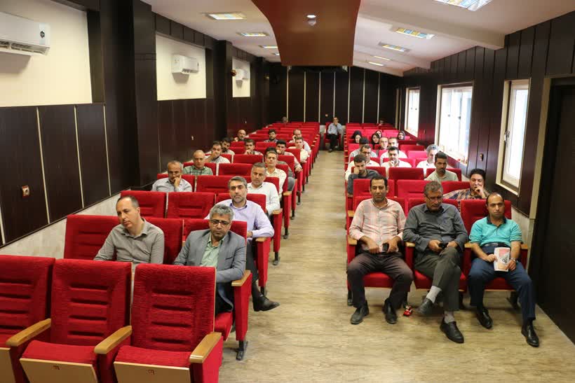 برگزاری جلسه آموزشی با موضوع پیشگیری از پشه آئدس در اداره کل نوسازی مدارس گیلان