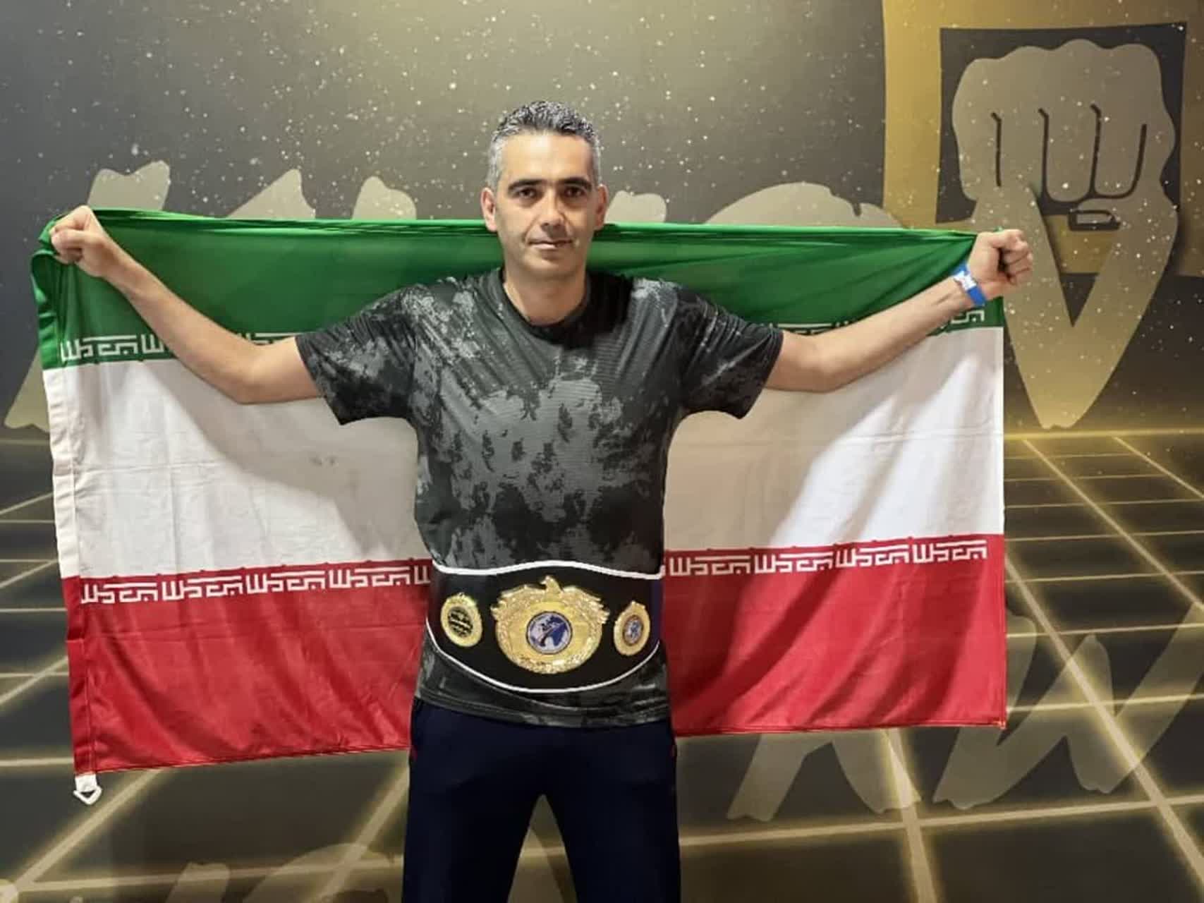 محمدرضا دوده ورزشکار گیلانی در رقابت های جهانی ۲۰۲۴ کیک بوکسینگ WKA موفق به کسب مدال طلا شد