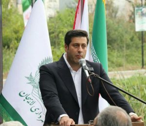 آغاز عملیات سنگ فرش خیابان شهید کریمی در لاهیجان