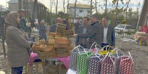 برگزاری جشنواره یلدایی در صومعه سرا