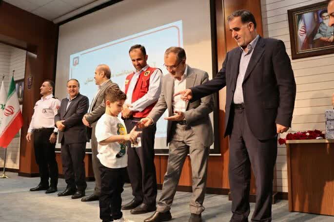 با حضور رئیس،اعضای شورای اسلامی و شهردار رشت؛ مراسم بزرگداشت و تجلیل از آتش نشانان شهر رشت برگزار شد