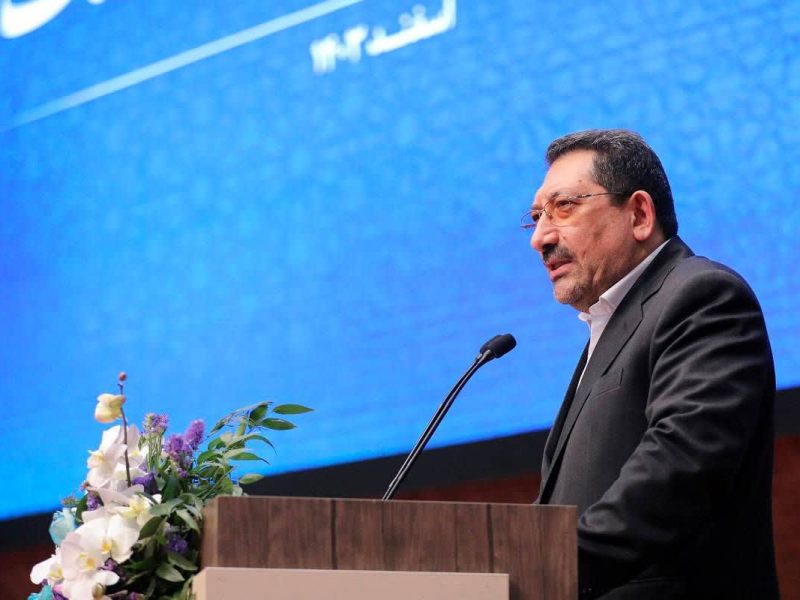 تنظیم بازار با سپردن کار مردم به مردم/ برخورداری اصناف از اختیارات تقنینی در تعادلبخشی به بازار