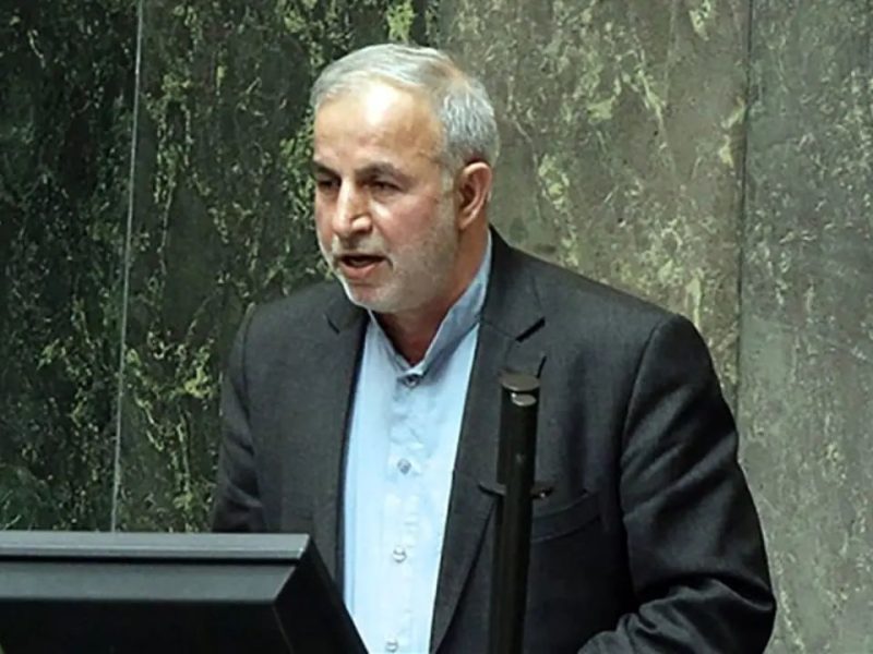 تاکید نماینده مردم رشت و خمام در مجلس: وزارت علوم و مسوولان دانشگاه امام صادق پاسخگو باشند / خطر بیکاری ۳۰۰ کارگر فولاد خزر گیلان در آستانه سال تو