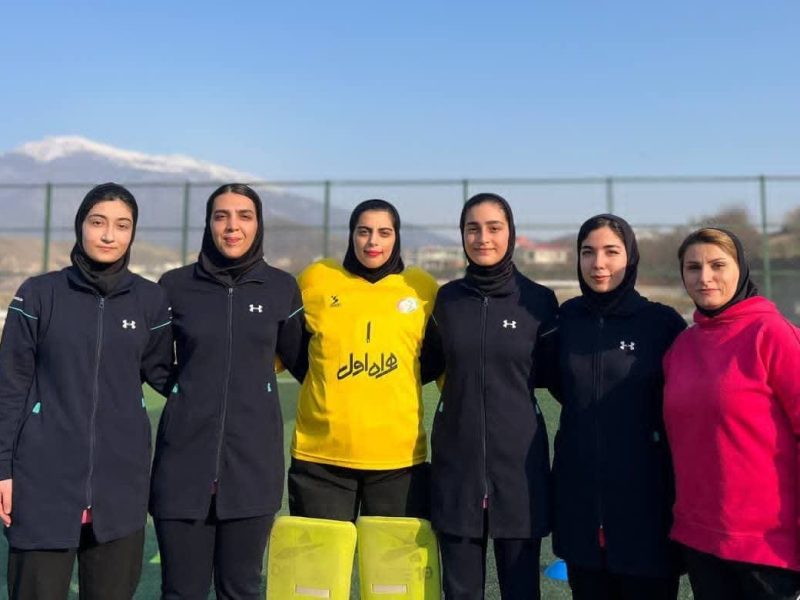 دعوت ۶ بازیکن و یک مربی از گیلان به اردوی تیم ملی هاکی چمنی بانوان ایران