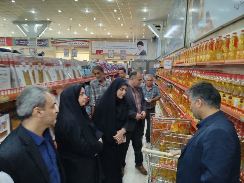 معاون برنامه‌ریزی و توسعه فرمانداری رشت:   اقلام اساسی به میزان کافی جذب و در حال توزیع است