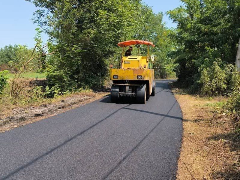 آغاز پروژه بهسازی و آسفالت محور شکار اسطلخ به گورابسر شهرستان رشت