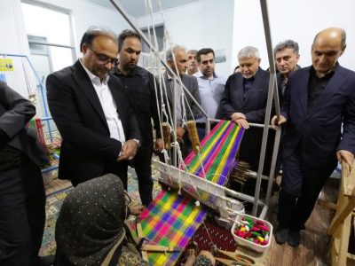 وزیر میراث‌فرهنگی، گردشگری و صنایع‌دستی در بازدید از روستای قاسم‌آباد:  سه محور بیمه هنرمندان، بازاریابی جهانی و توسعه صادرات در دستور کار وزارتخانه است