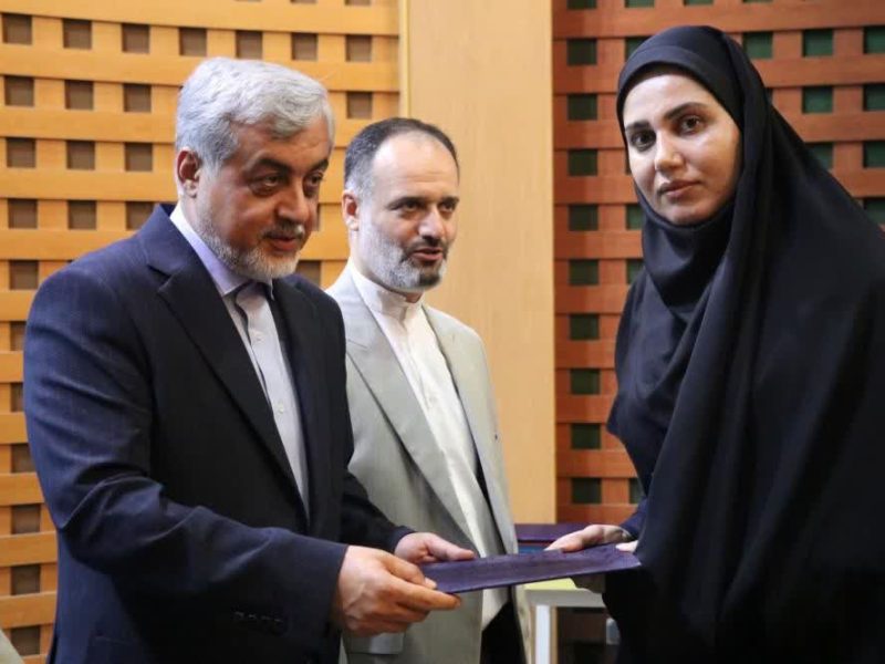 فرماندار رشت در آیین معارفه بخشدار خشکبیجار: بهکار گیری بانوان در پستهای مدیریتی از سیاستهای دولت وفاق است